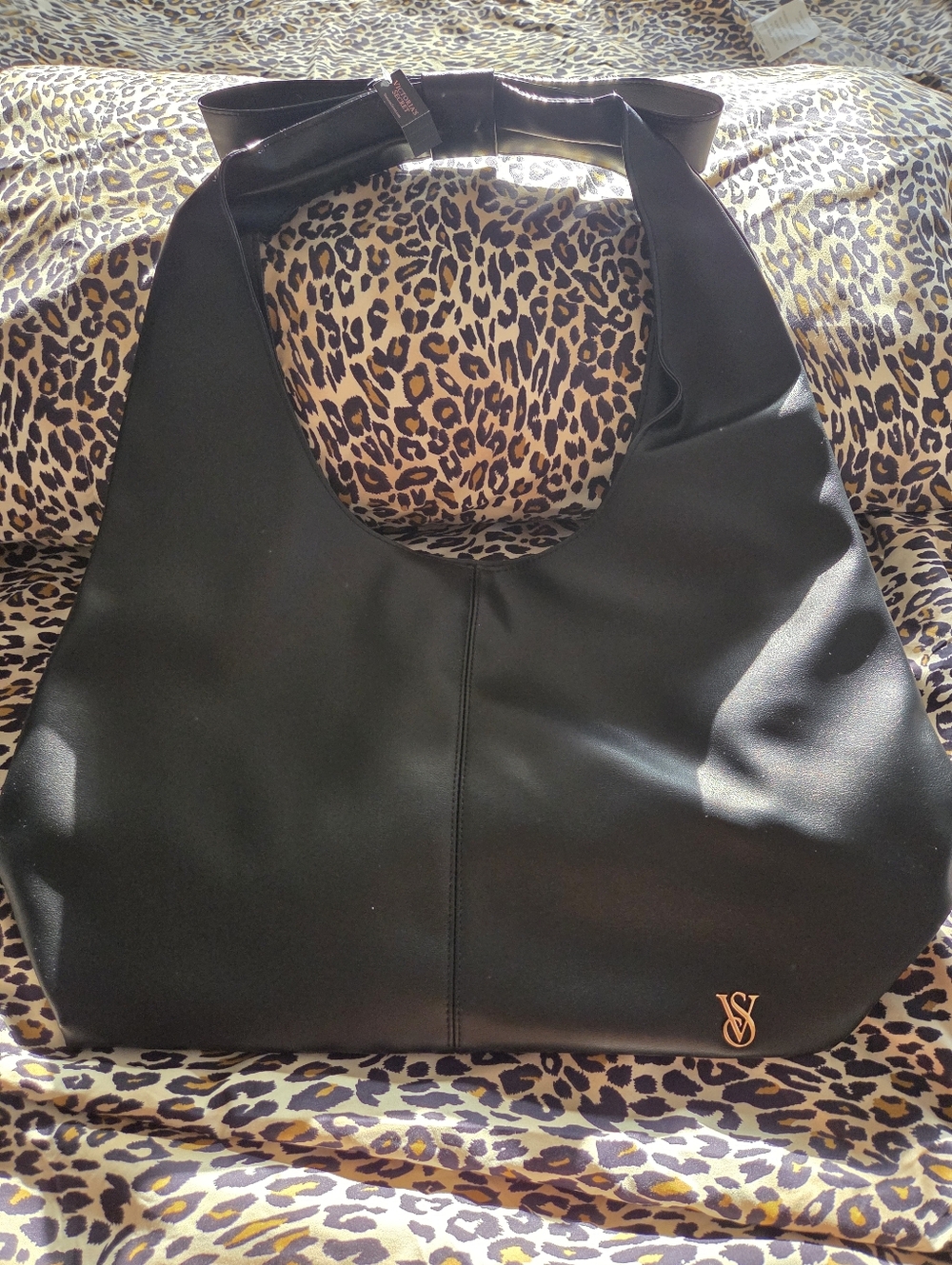 VICTORIAS SECRET FAUX LEATHER SHOULDER BAG